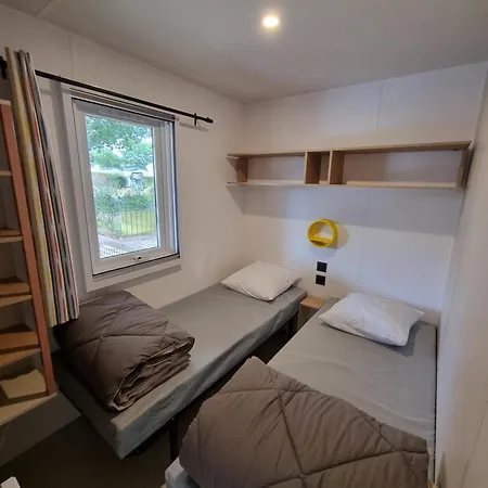 3 Chambres Avec Privatif *